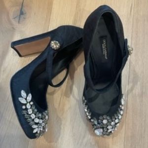 Dolce and Gabbana pumps